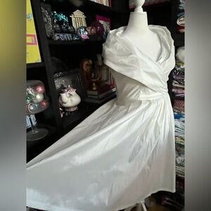 Lindy Bop White Sleeveless Cowl Neck xl uk16 us 12 dress with lots of stretch